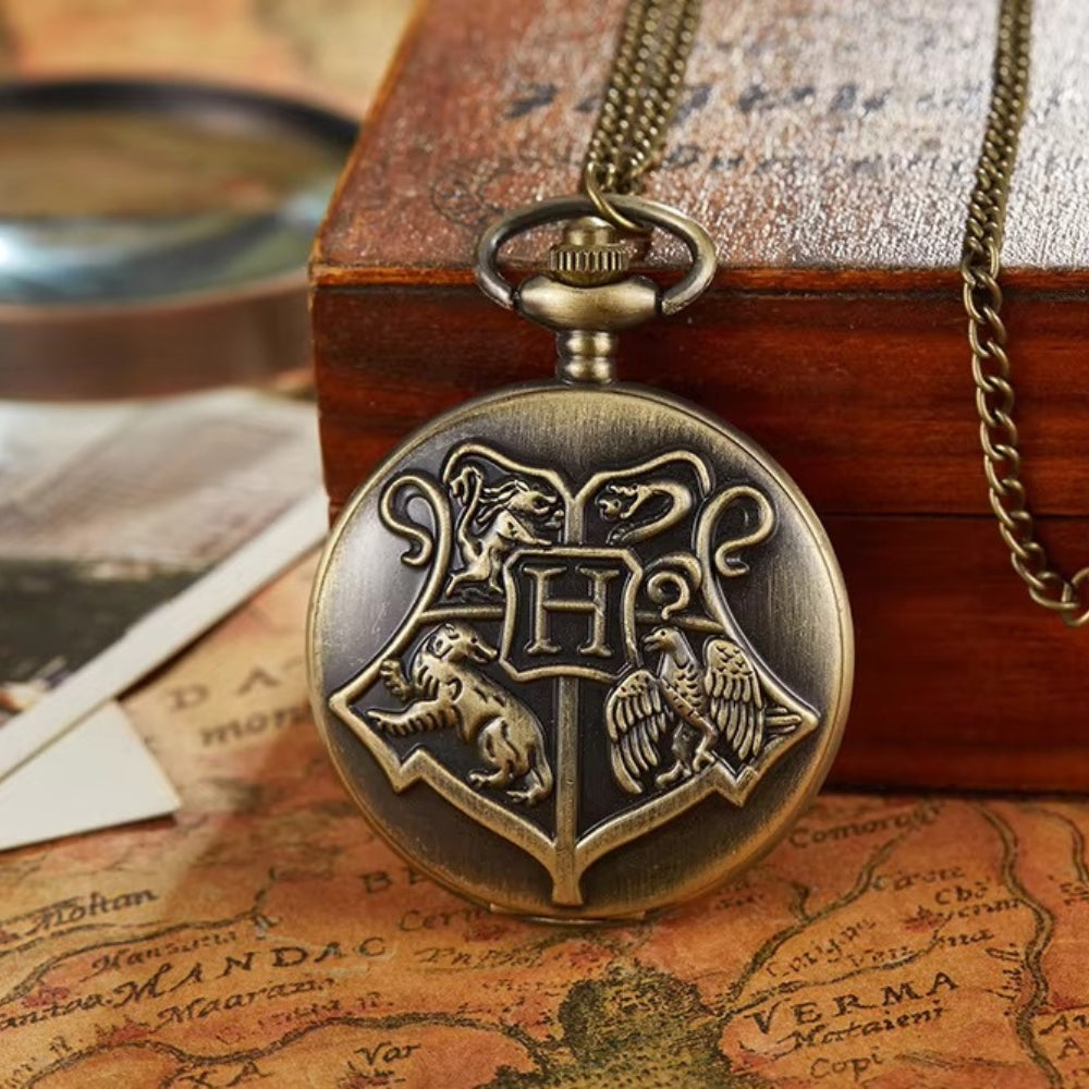 Harry Potter Hogwarts Crest Pocket Watch Keychain – Vintage Style