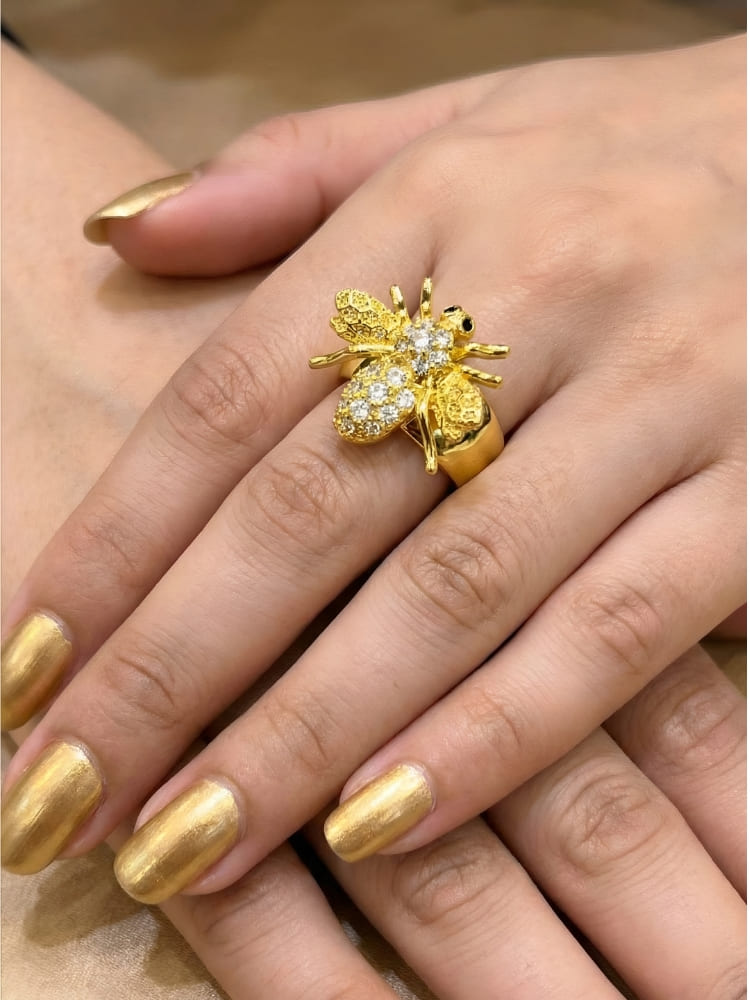 Golden Queen Bee Statement Ring (Anti-Tarnish)