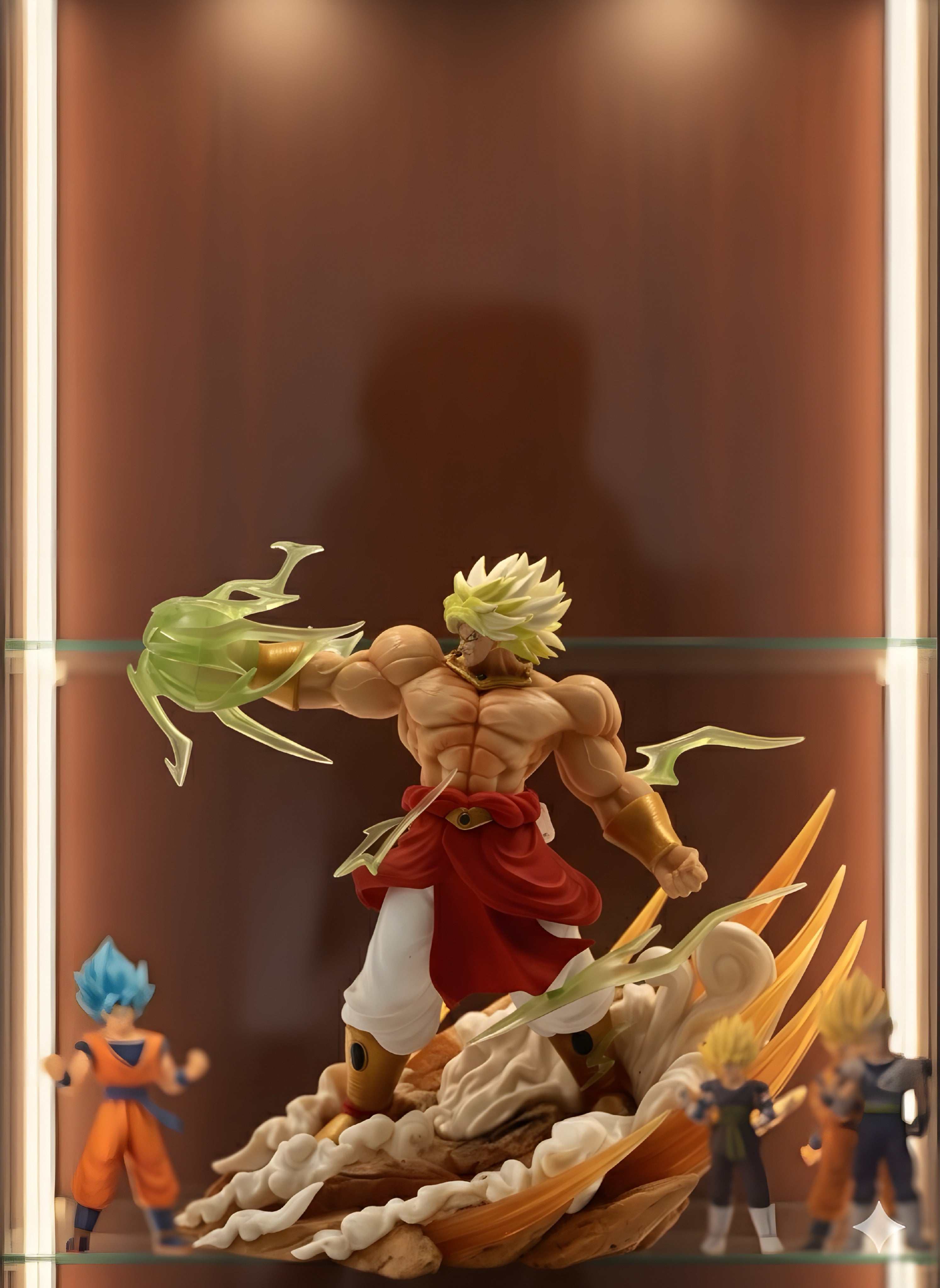 Dragon Ball Z Goku vs. Broly Legendary Super Saiyan Battle Figure (7-Inch)